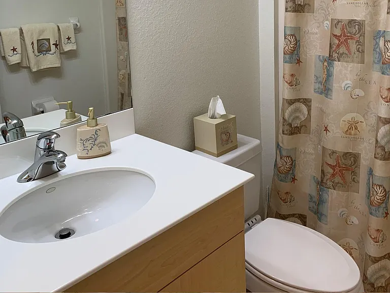 2nd bathroom