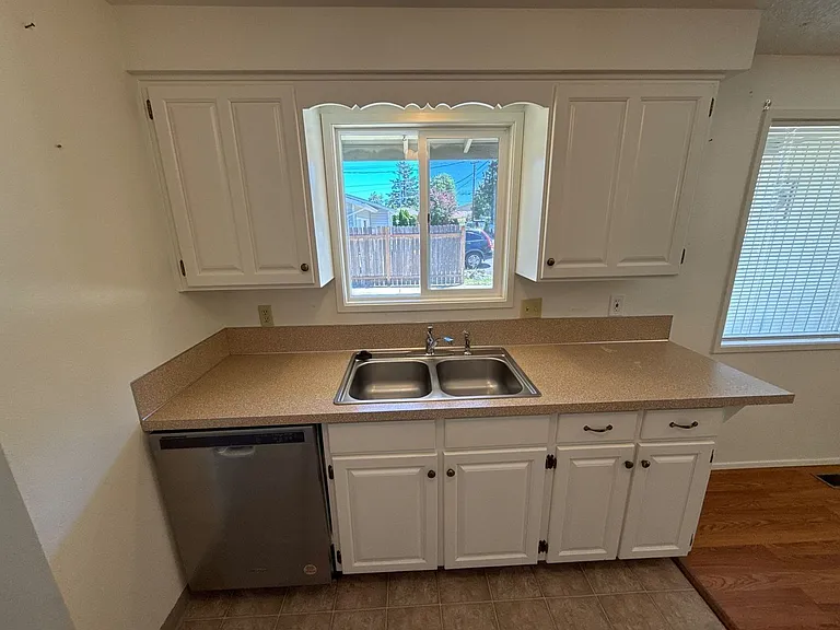 1809 Wallace Rd NW — Photo 11