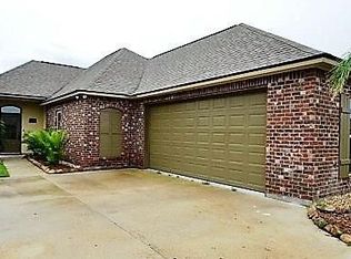 225 Lake Howard Ave, Thibodaux, LA 70301