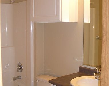 3rd image of 5115 N 158th Ave APT 123