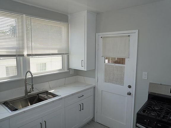 5th image of 608 Orange Grove Ave #624