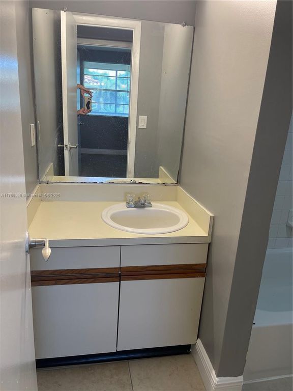 1247 SW 46th Ave APT 1312, photo 7