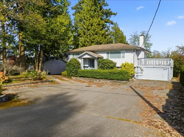 2336 156th St, Surrey, BC V4A 4V4