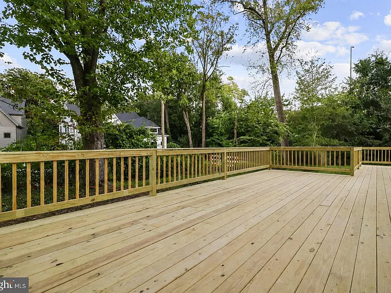 6621 Hallwood Ave — Photo 49