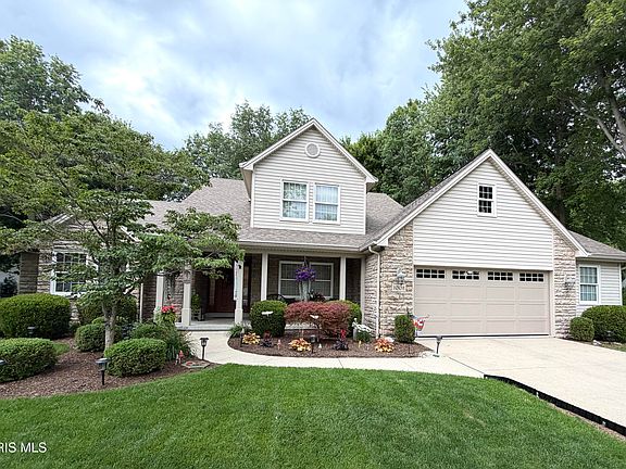 2nd image of 1008 Hialea Ct