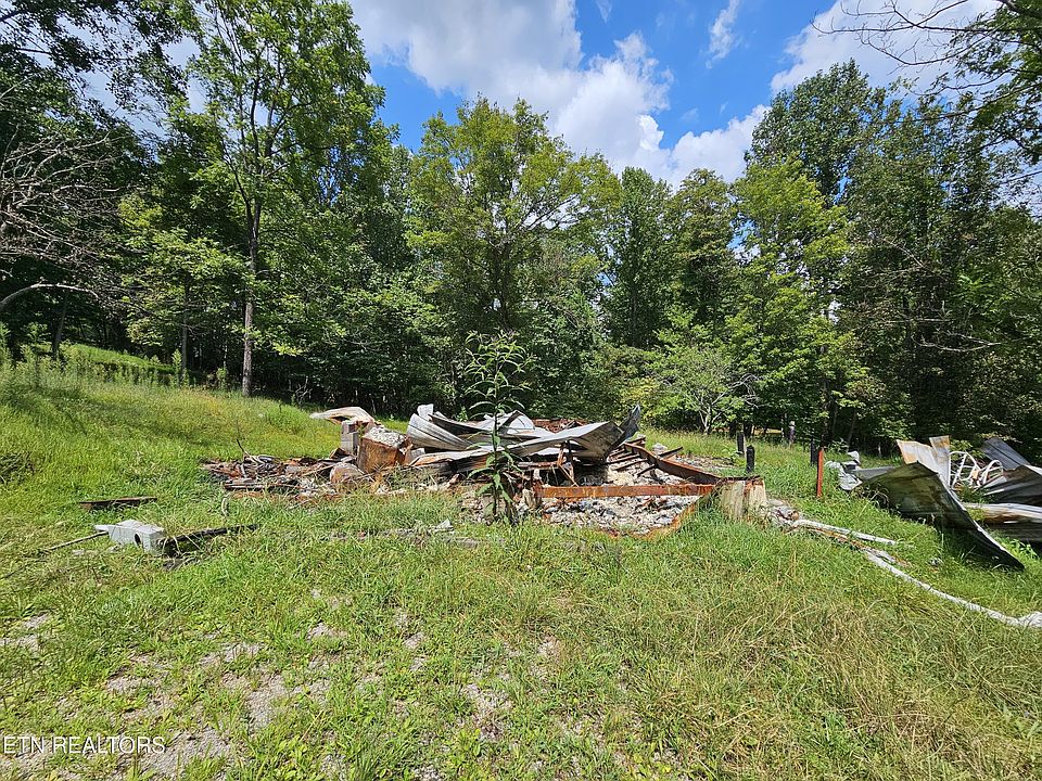 2nd image of 210 Brumitt Ln