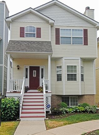 1st image of 3834 N Milwaukee Ct Unit 5
