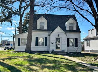 2153 S State St, Springfield, IL 62704