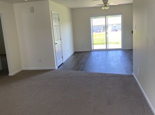 61 Ryan Ln APT 1, De Soto, IL 62924