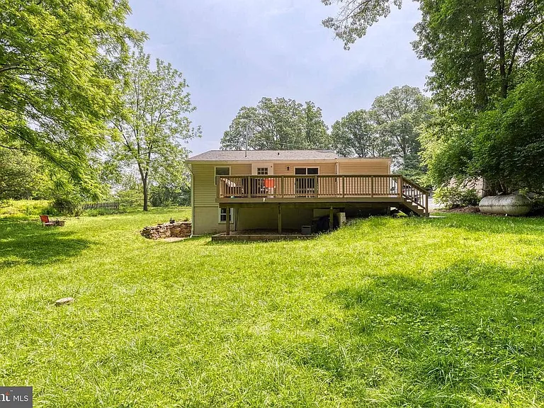 6922 Hollenberry Rd — Photo 19