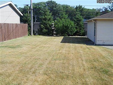 3rd image of 1116 Englewood Dr