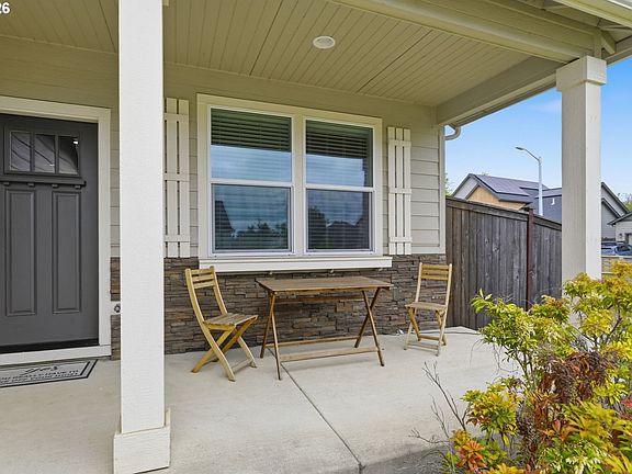 2nd image of 1285 Tirion Ave