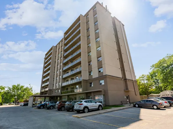 1270 Pontiac Ct, Sarnia, ON N7S 4Y8