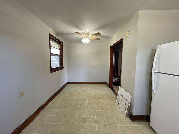 3rd image of 145 Wells Rd