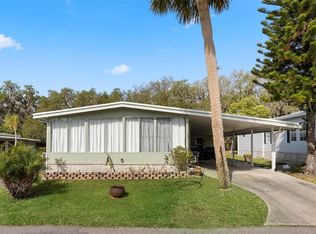 8 Cocos Plumosa Dr #A, Eustis, FL 32726