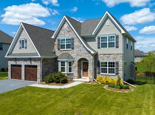 61 Oxford Rd, Annville, PA 17003