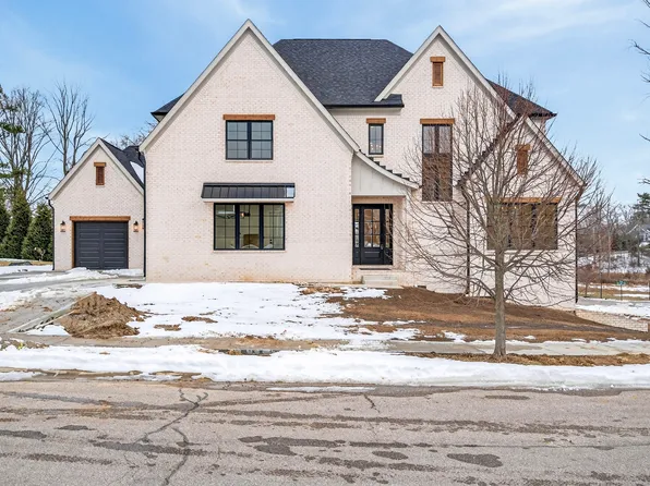 1713 Deer Creek Way, Columbus, IN 47201