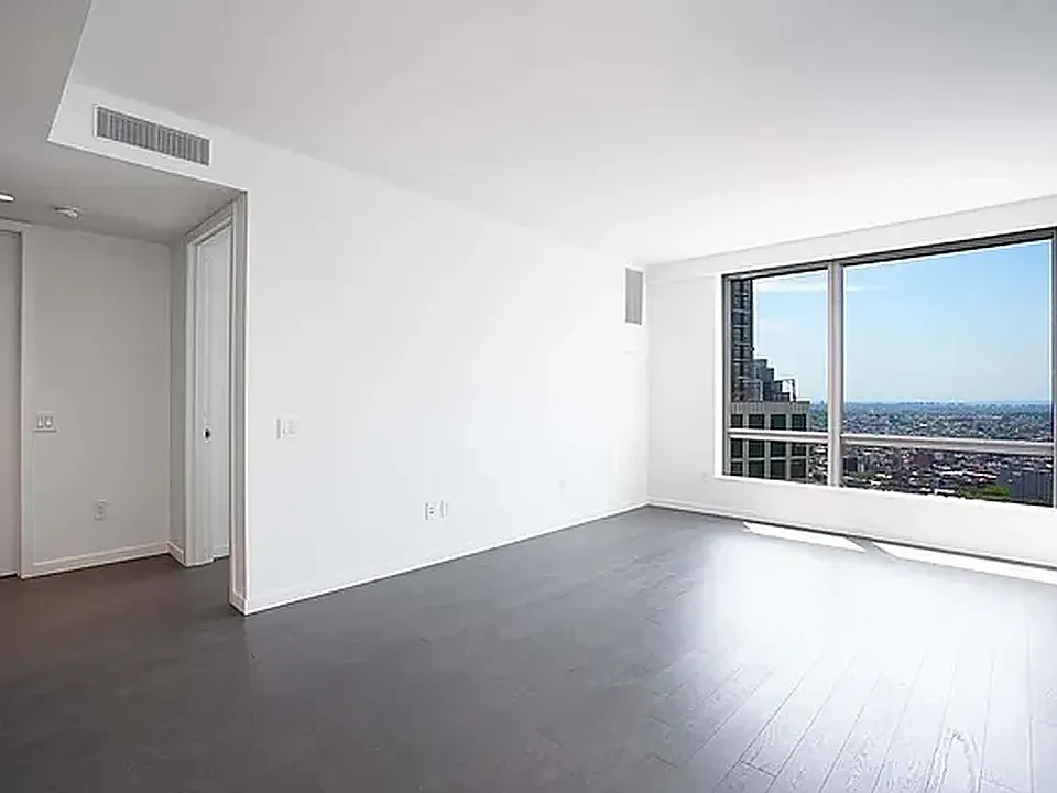 1 City Point #57F