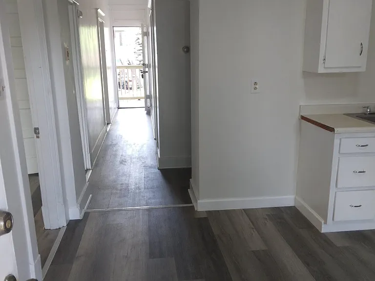 402 Center St #2 — Photo 5