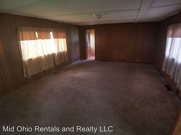 5th image of 8 Warren Dr