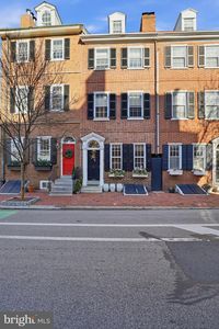 131 Pine St, Philadelphia, PA, 19106