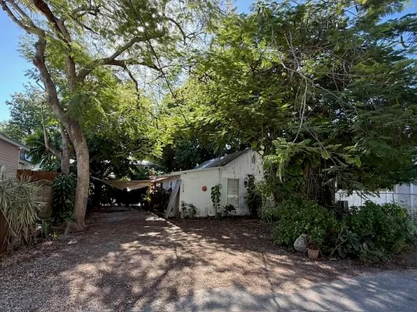 708 Bakers Ln, Key West, FL 33040