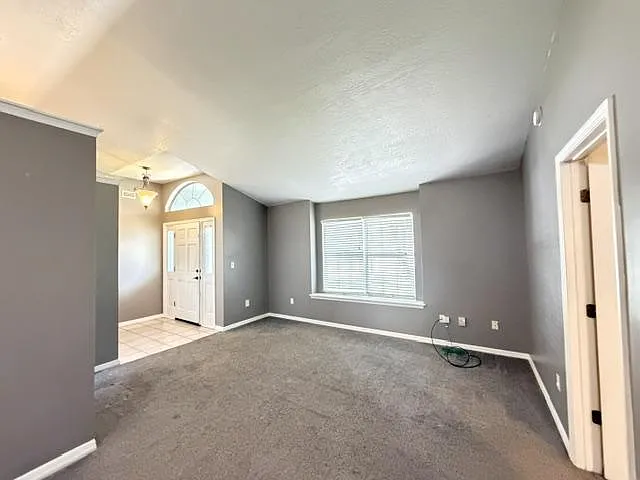 3950 Ridgewood Dr — Photo 6