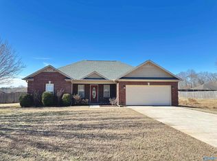 140 Kaylee Loop, Hartselle, AL 35640