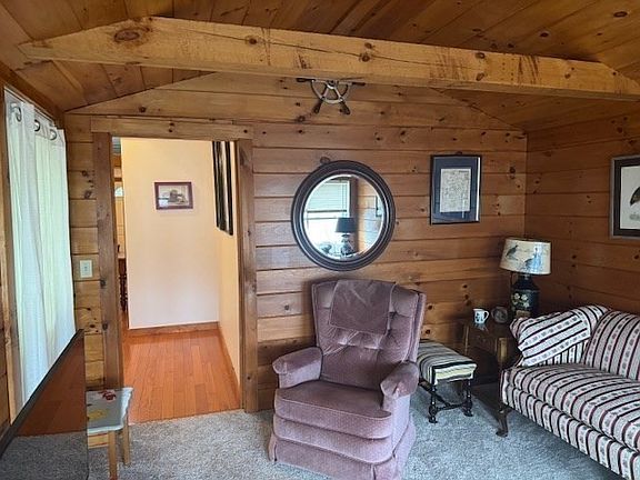 5th image of 46 Finn Park Rd