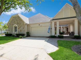 9159 Riggs Ln, Overland Park, KS 66212