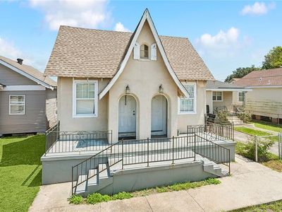2211-13 Mandeville St, New Orleans, LA, 70117