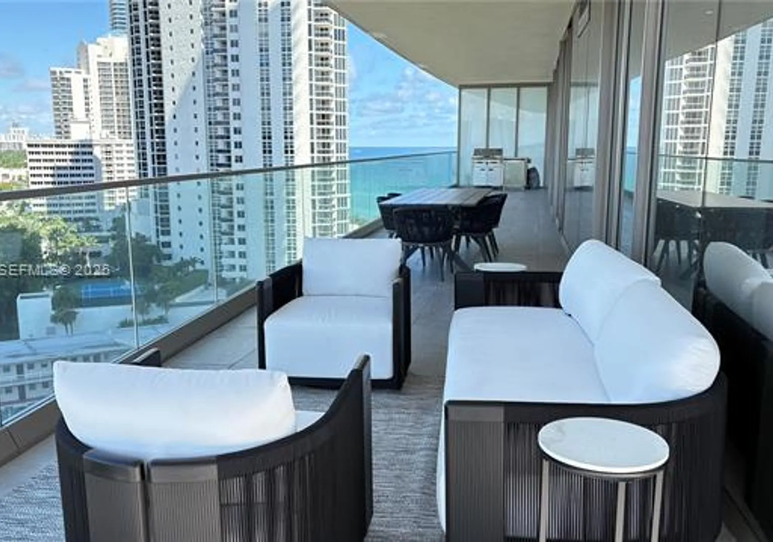 18975 Collins Ave cu-905, Sunny Isles Beach, FL 33160 — Photo 2