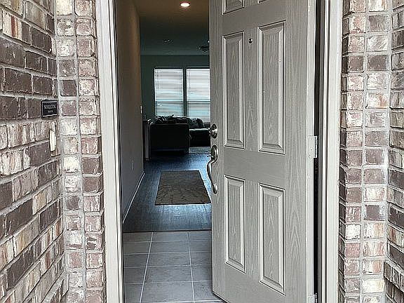 Marble tile entry