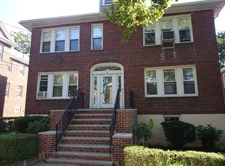 26 Hatherly Rd, Brighton, MA 02135