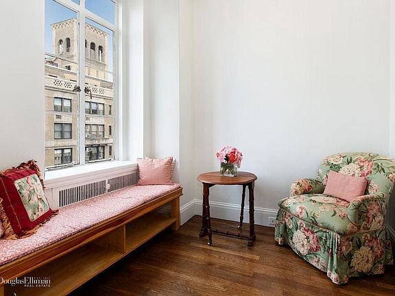 2nd image of 49 E 86th St APT 15B
