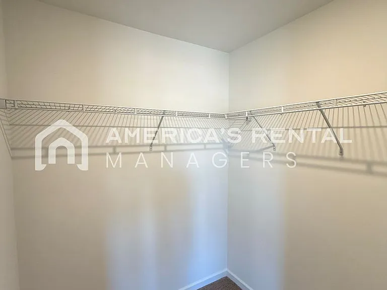 100 River Grass Dr — Photo 23