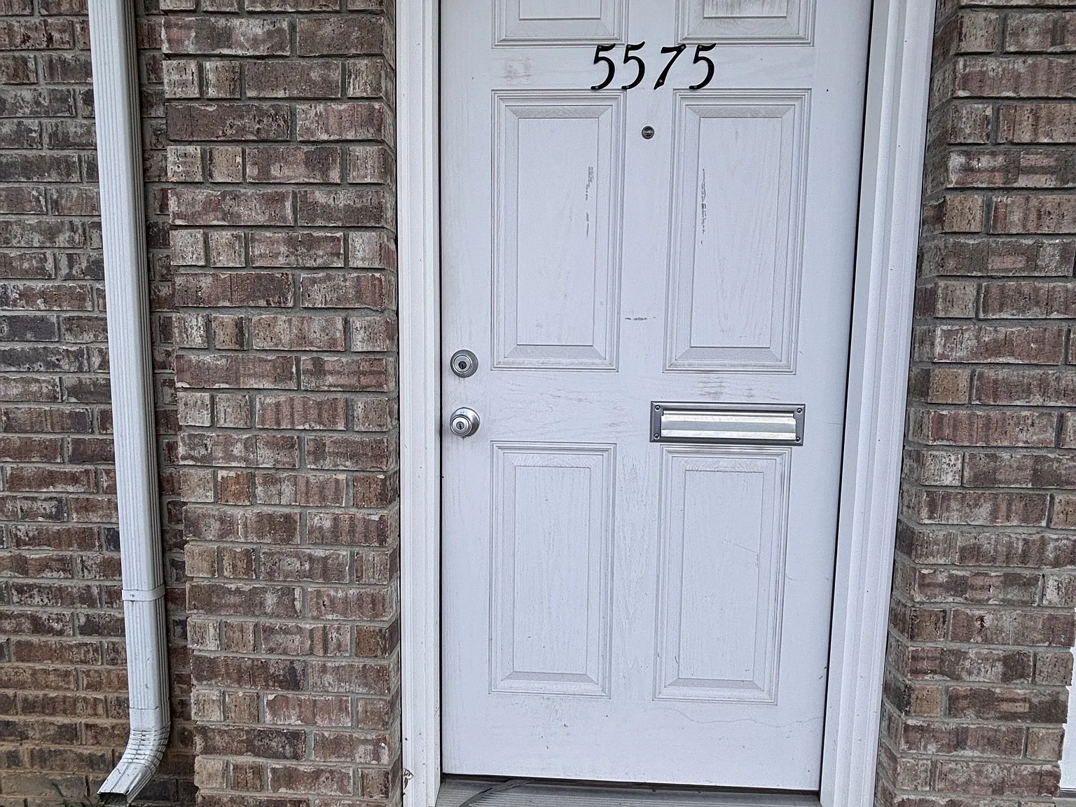 Green Lane Apartments - 5575 — Photo 2