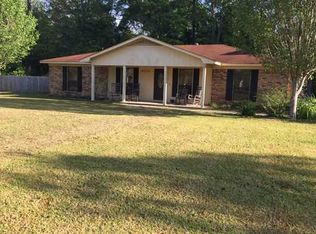 2117 Jim Waltman Rd, Moss Point, MS 39562