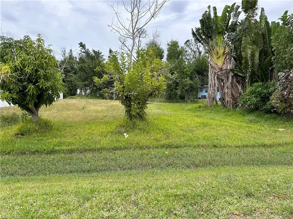 5482 Phillips Street, Bokeelia, FL 33922