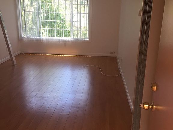 3rd image of 8530 Melvil St APT 3