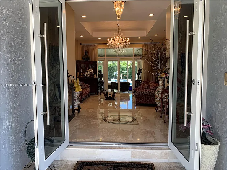 7625 SW 75th Ave — Photo 25