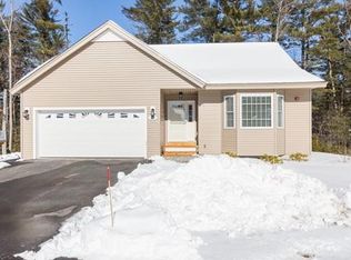 21 Evergreen Dr, Newton, NH 03858