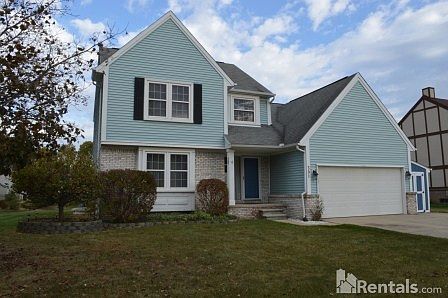 1st image of 301 Harbour Pointe Dr