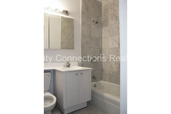 Rented by City Connections Realty | media 4