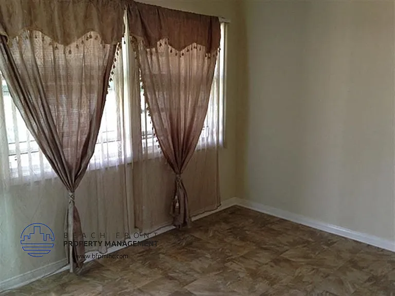 10600 S. Inglewood Blvd. — Photo 5