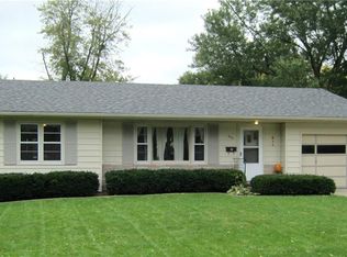 602 E Cronkhite St, Knoxville, IA 50138