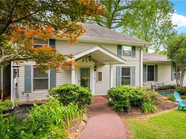 1112 1/2 N Williams Ave, Natchitoches, LA 71457