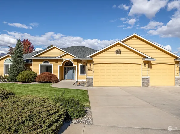 1610 Quail Hollow Lane, Wenatchee, WA 98801