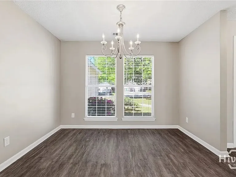 148 Silverton Rd — Photo 13