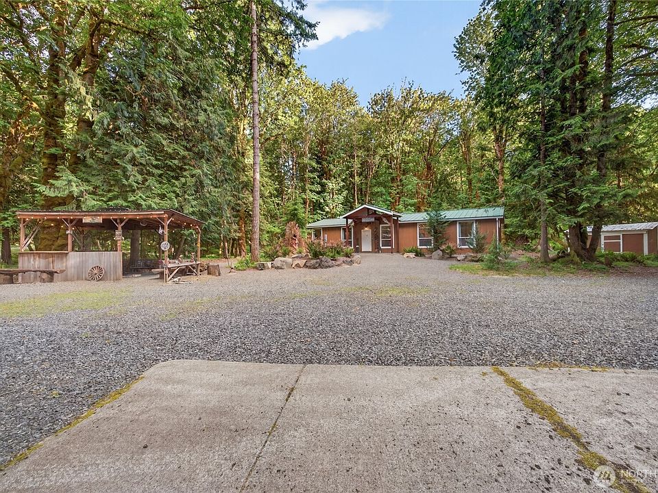 1st image of 128 Riverview Drive